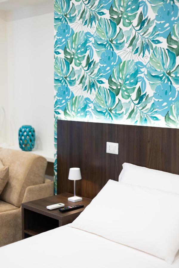 Numisia Guest House Terracina Buitenkant foto